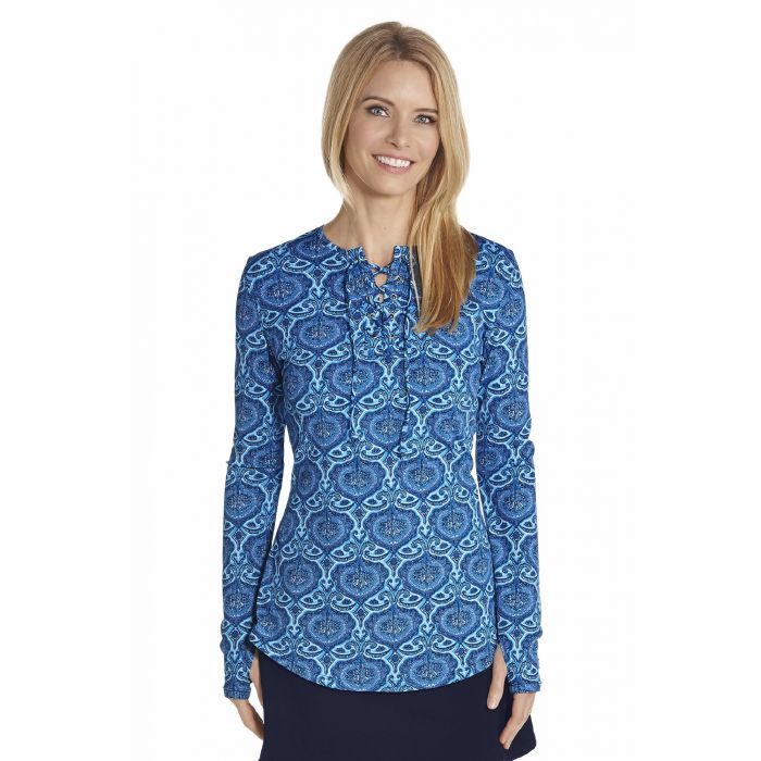 Coolibar - UV-shirt met rijgkoordje - Blauw print